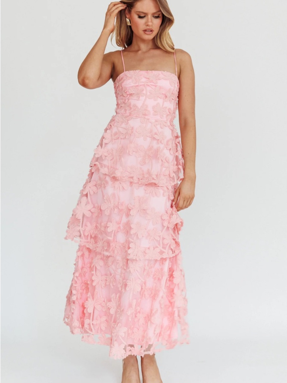 Selfie Leslie Pink Floral Tiered Maxi Dress